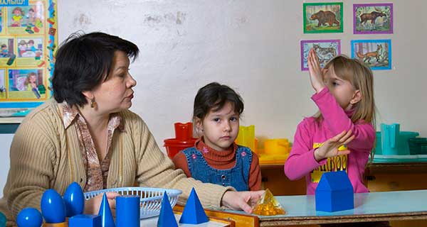 L'alumnat amb necessitats educatives especials: Vetllador/a.